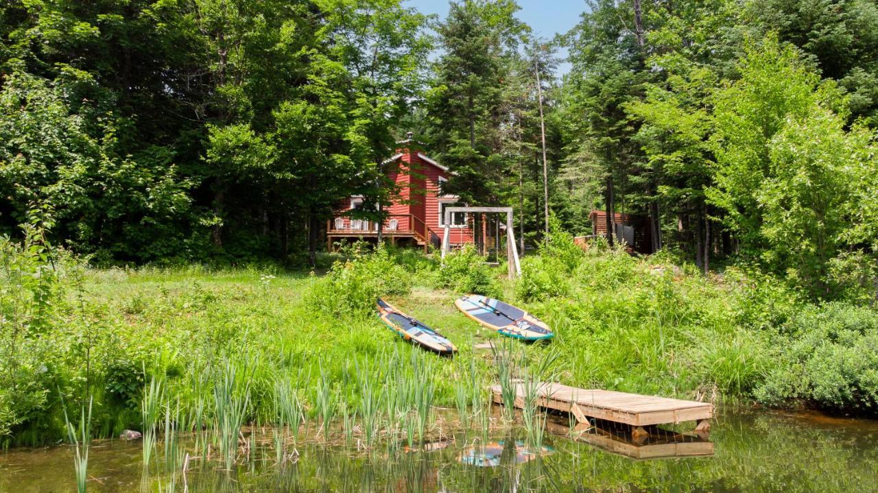 Les Chalets Tourisma - Chalet Dans Les Bois Avec Lac Prive - Le Colibri Saint-Raymond Εξωτερικό φωτογραφία